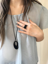 Onyx oval pendant necklace