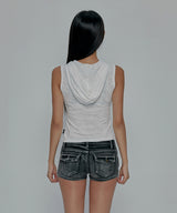 TATTOOED GRAPHIC COWL SLEEVELESS_WHITE