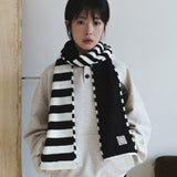 Striped knit muffler / Black ivory