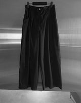 Curble Round Pocket Pintuck Pants