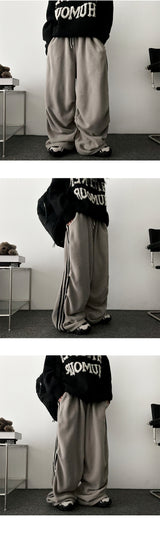 Hey three-line track fleece banding wide pants