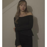 ONE SHOULDER BUTTON TEE-BLACK