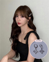Luna Blossom Huggies Piercing - Silver color
