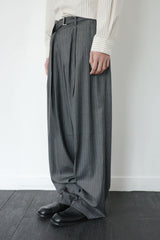 stripe belted slacks