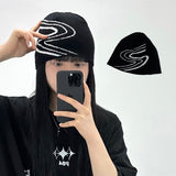 S road beanie