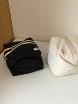 Clam Big round pouch _ Quilting cream