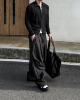 Howt Over Curved Denim Pants