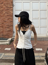 グレースフルレースVネックフロントボタンノースリーブトップス (Ivory)