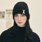 VA Applique Cable Knit Beanie / Black