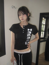 ラヒ 05 ヒア プリンティング ヘンリーネック ボタン ショートスリーブ Tシャツ