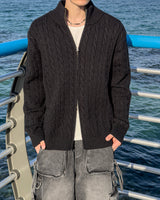 Knob Cable Two-way Knit Zip-up