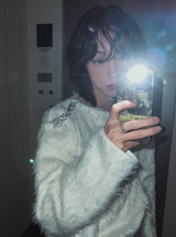 Local shoulder chain hairy knit