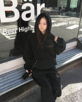 スタッドパンツ