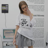 OFF-SHOULDER HOLY GIRL CLUB GRAPHICS SHORT-SLEEVED T-SHIRT_WHITE