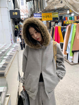 ソフトファー ジップアップ フーディー