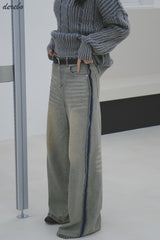 Retro-strip loose fit knitwear