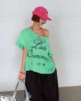 Eye lettering off-shoulder boxy short-sleeved T-shirt