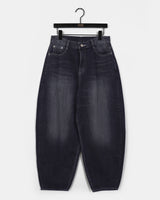 Essen Slab Washing Curve Mega Balloon Denim Pants