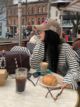 Newven ストライプTシャツ