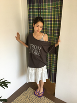 Monog off-shoulder T-shirt (2color)