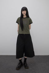 Side Slit Darted Bermuda Black