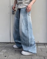 Randy Striped Washed Curved Denim