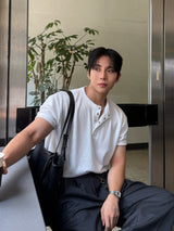Deli ヘンリーネック半袖Tシャツ