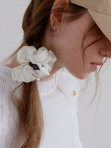 Pearl Satin Scrunchie_Medium_Light Ivory