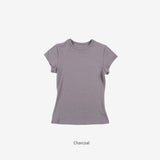 モナラウンドネックスリムフィットショートスリーブTシャツ