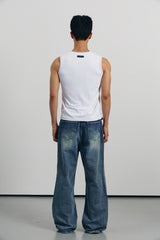 Curved half zip up sleeveless(White)