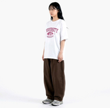 オーバーフィットクルーネックユニバーシティカーモ半袖Tシャツ ホワイトピンク