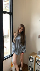 Boxy loose fit unbalanced shoulder long-sleeve T-shirt