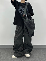 プレスカーゴパンツ
