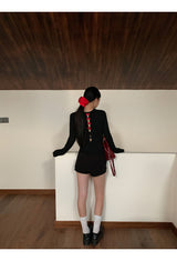 Red bow slit long-sleeved knit shirt