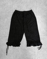 BUBBLE FRILL CAPRI PANTS