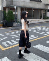 Raw bermuda pants