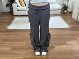 multi pocket cargo pants