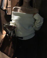 [BELLIDE MADE] KISSME, OFF-SHOULDER FINGER HOLE KNIT