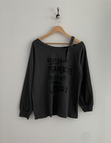 Yuto One Off-Shoulder T-Shirt