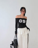 09 Track Off-Shoulder T-shirt