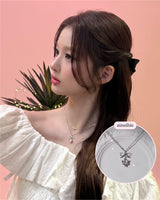 [NMIXX Sullyoon Necklace] デインティハート＆リボンセミチョーカーネックレス - シルバーカラー