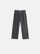 Avan straight rivet slacks