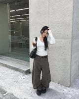 Balloon curved pants