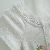 ストロベリー レースディテール Tシャツ
