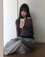 Qhin Sleeve Button One-Shoulder Sweatshirt