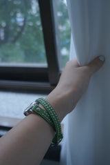 GREEN STUD ◇ CHOKER OR WATCH