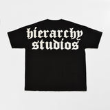 Hierarchy Studios - ブラックワイドロゴオーバーサイズTシャツ