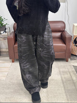 CAMO CARPENTER SNAP SWEAT PANTS