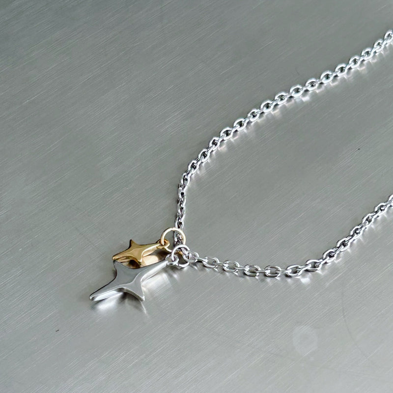 Twist Necklace