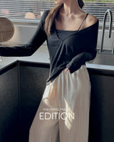 MADE. Luderv deep V‑neck T‑shirt